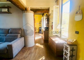 WhatsApp Image 2025-07-01 at 11.49.32 (2).jpeg - Portion of a house Via Stazione 25, Follo - photo 2