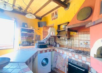 WhatsApp Image 2025-07-01 at 11.49.00.jpeg - Portion of a house Via Stazione 25, Follo - photo 11