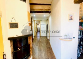 WhatsApp Image 2025-07-01 at 11.49.03 (2).jpeg - Portion of a house Via Stazione 25, Follo - photo 22