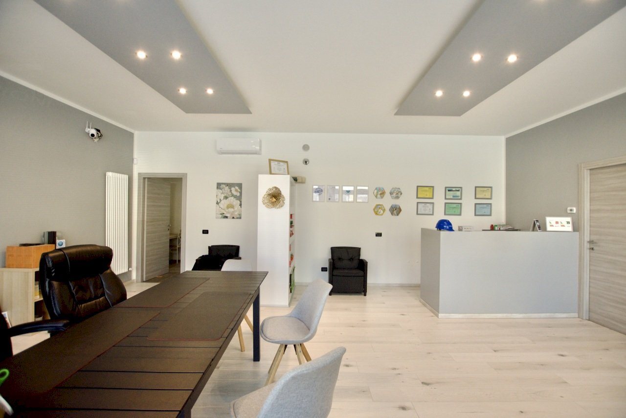 ufficio - Ufficio Via Arturo Toscanini 26, Poggio Renatico - foto 1