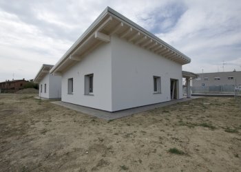 facciata - Villa a Schiera Via XXV Maggio 1915, Galliera - foto 21