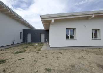 facciata - Villa a Schiera Via XXV Maggio 1915, Galliera - foto 22