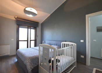 camera da letto - Attic Via Paolo Borsellino 127, San Pietro in Casale - photo 25