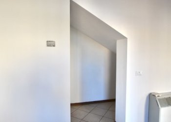 negozio - Commercial Premises Via XX Settembre 40, San Pietro in Casale - photo 5