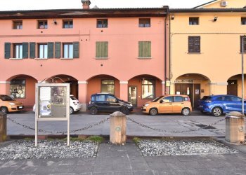 facciata - Commercial Premises Via XX Settembre 40, San Pietro in Casale - photo 16