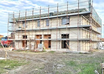 facciata - Villa a Schiera Via XX Settembre 74, Poggio Renatico - foto 11