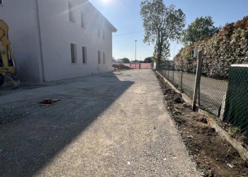 facciata - Villa a Schiera Via XX Settembre 74, Poggio Renatico - foto 27