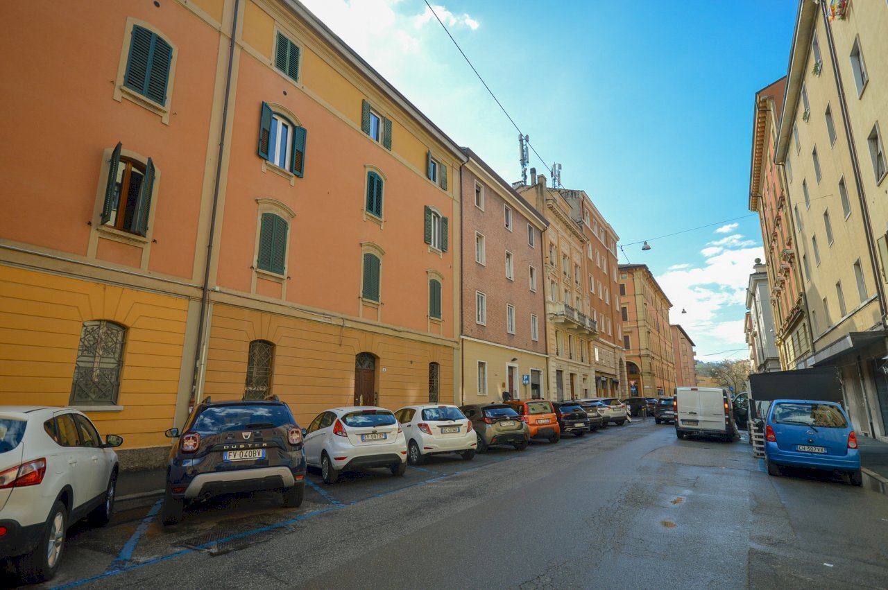 ESTERNO - Two-room apartment Via Fratelli Rosselli 9, Bologna - photo 2