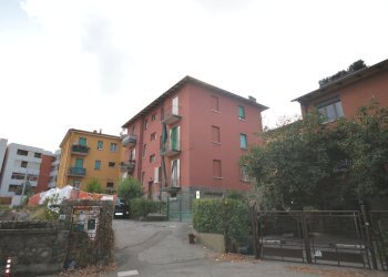 ESTERNO - Trilocale Via del Lido 6, Casalecchio di Reno - foto 2