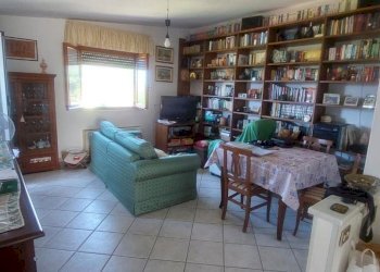 lu1.jpg - Mansarda Luni - foto 2