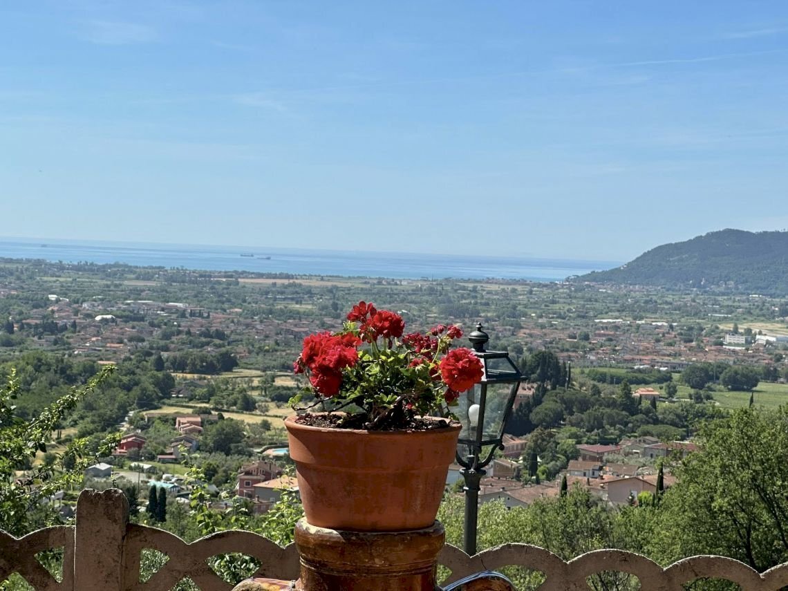 fo1.jpg - Villa Fosdinovo - foto 1