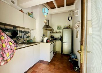 am14.jpg - Porzione di casa Ameglia - foto 15