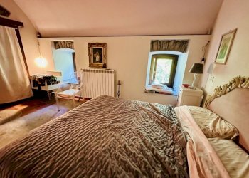 am29.jpg - Porzione di casa Ameglia - foto 30