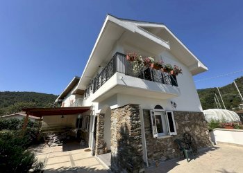 am53.jpg - Villa Ameglia - foto 1