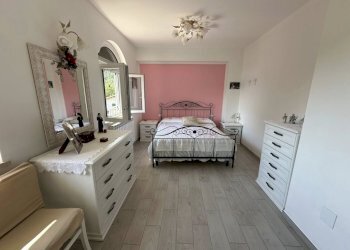 am28.jpg - Villa Ameglia - foto 29