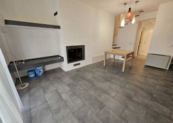 am27.jpg - Porzione di casa Ameglia - foto 16