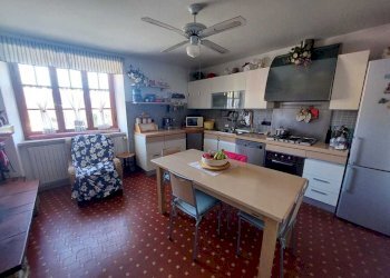 ca2.jpg - Townhouse Castelnuovo Magra - photo 3