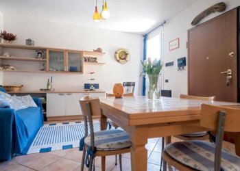 am17.jpg - Trilocale Ameglia - foto 17