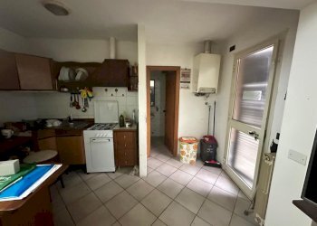 ar5.jpg - Porzione di casa Arcola - foto 5