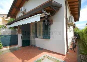 DSC_0001.JPG - Casa indipendente Via Palestro 81, Pietrasanta - foto 1