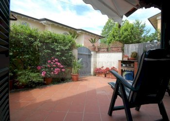 DSC_0060.JPG - Casa indipendente Via Ugo Foscolo 53, Pietrasanta - foto 4