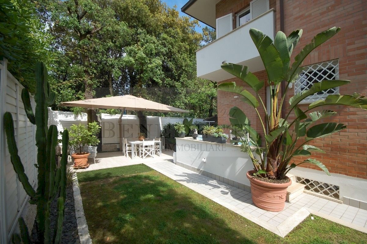 DSC_0077.JPG - Villa Via Lungomare Roma 129, Pietrasanta - photo 3