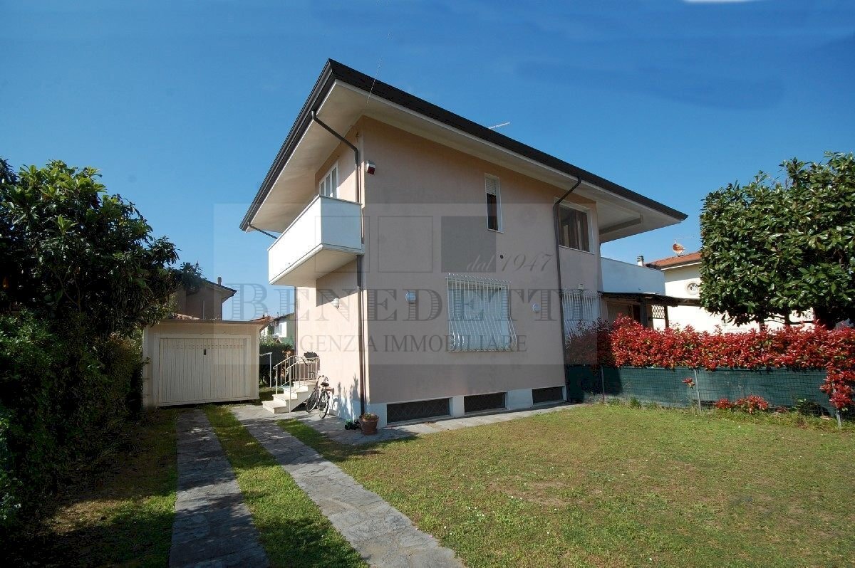 DSC_0007.JPG - Casa indipendente Via Massaua 37, Pietrasanta - foto 2