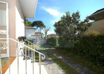 DSC_0003.JPG - Casa indipendente Via Massaua 37, Pietrasanta - foto 19