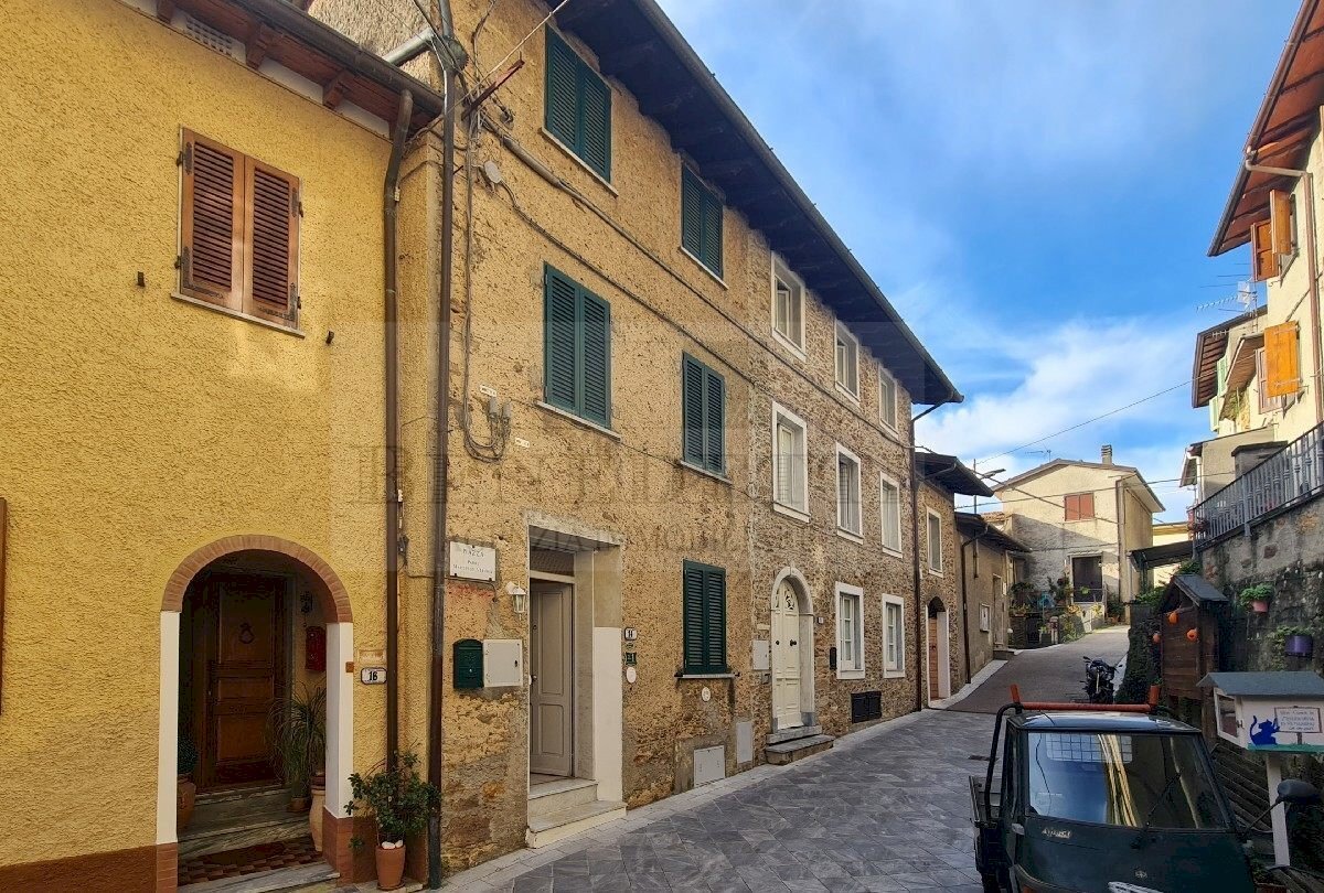 20241108_085759.jpg - Terratetto - Terracielo Via Borgo Sovrano 31, Stazzema - foto 2