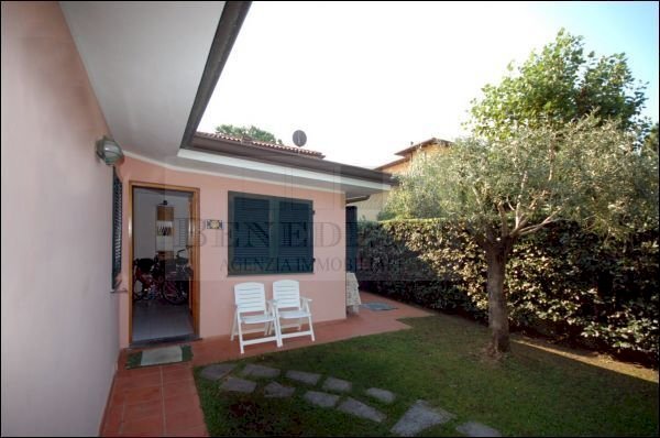 prospetto - Villa Via Pascoli, Pietrasanta - foto 2