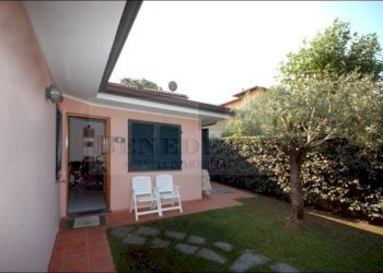 prospetto - Villa Via Pascoli, Pietrasanta - foto 2