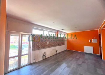 1.jpg - Quadrilocale Ivrea - foto 1