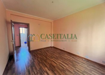 10.jpg - Quadrilocale Ivrea - foto 12