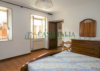 CAMERA1 - Villa Borgofranco d'Ivrea - foto 11