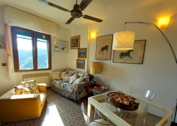 5.jpg - Porzione di casa Avegno - foto 5