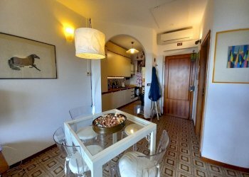 6b.jpg - Porzione di casa Avegno - foto 7