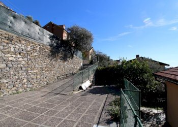 Parcheggio - Villa Avegno - foto 8