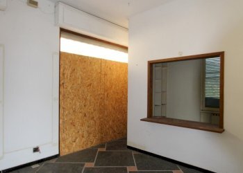 007 - Negozio (8).jpg - Locale Commerciale Uscio - foto 7