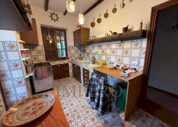 cucina - Casa indipendente localitò pian del soglio, Apricale - foto 9