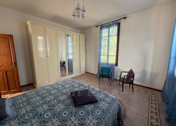 camera da letto - Casa indipendente localitò pian del soglio, Apricale - foto 18