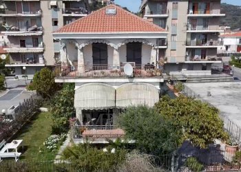 foto drone - Villa Via Nervia 46, Ventimiglia - foto 1
