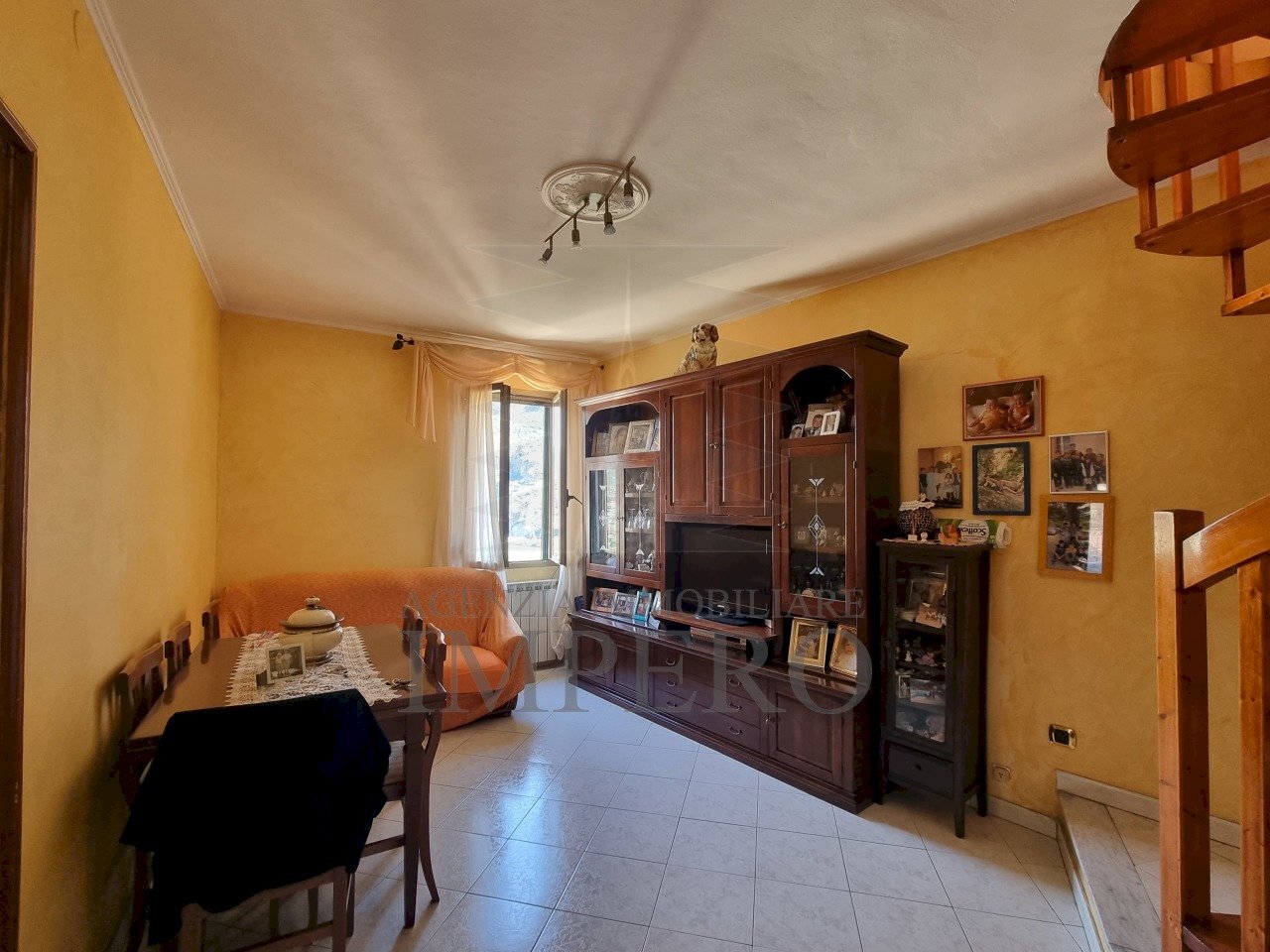 soggiorno - Trilocale Piazza Colletta 3, Ventimiglia - foto 2