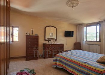 camera da letto matrimoniale - Trilocale Piazza Colletta 3, Ventimiglia - foto 8