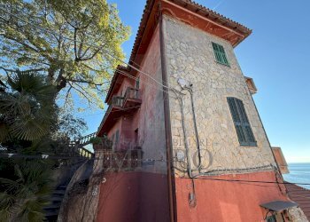 esterno - Quadrilocale Vico Hanbury 7, Ventimiglia - foto 10