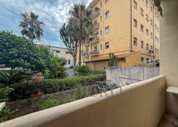 balcone - Quadrilocale Via Enzo Verrando 10, Bordighera - foto 7