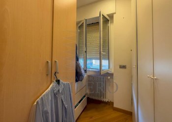 cabina armadio - Quadrilocale Via Enzo Verrando 10, Bordighera - foto 20