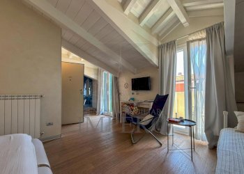 camera da letto - Quadrilocale Via Vittorio Emanuele II 60, Bordighera - foto 8