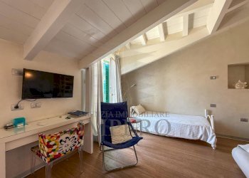 camera da letto - Quadrilocale Via Vittorio Emanuele II 60, Bordighera - foto 9