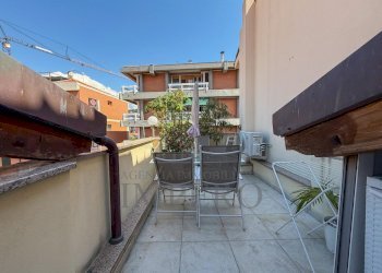 Immagine WhatsApp 2025-07-02 ore 15.43.24_fc9b6142 - Quadrilocale Via Vittorio Emanuele II 60, Bordighera - foto 16