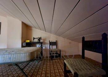 camera mansarda - Baita Alta Via dei Monti Liguri 11, Rocchetta Nervina - foto 15